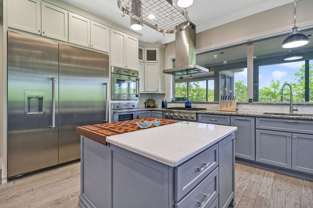 142 Pineridge Loop, Crossville, TN 38558