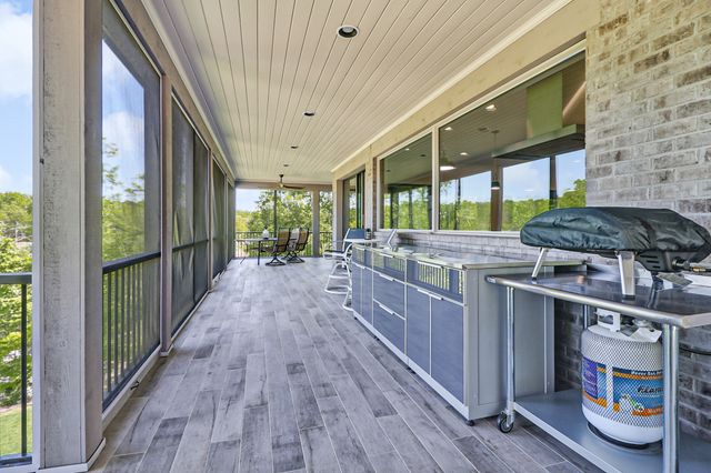 142 Pineridge Loop, Crossville, TN 38558