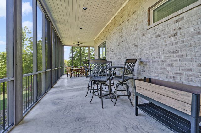142 Pineridge Loop, Crossville, TN 38558