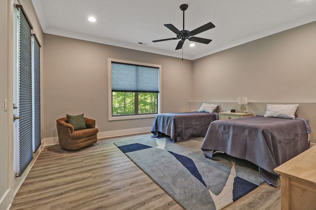 142 Pineridge Loop, Crossville, TN 38558