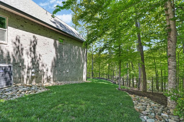 142 Pineridge Loop, Crossville, TN 38558