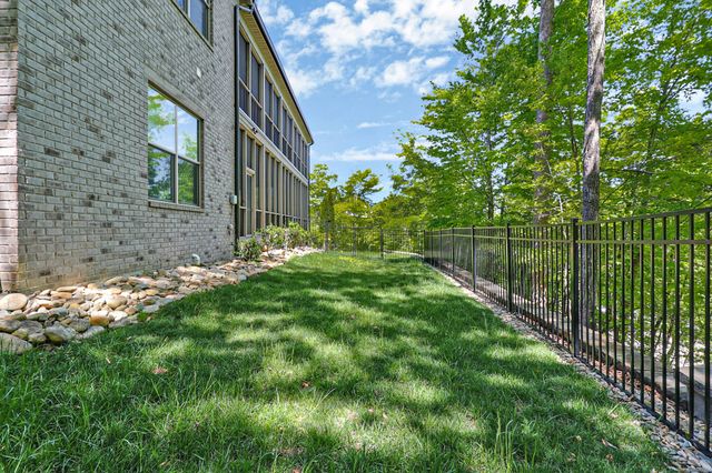 142 Pineridge Loop, Crossville, TN 38558