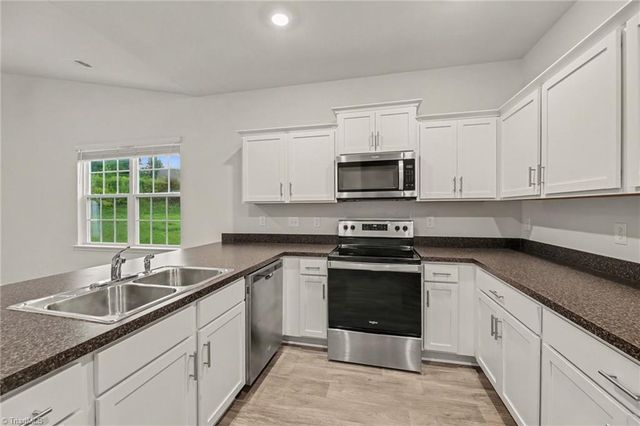 282 Sparrow Lane, Lexington, NC 27295