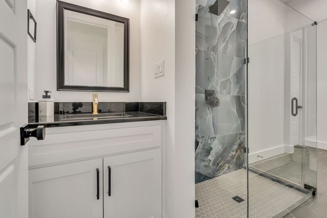 7299 Tom Trail, Krum, TX 76249