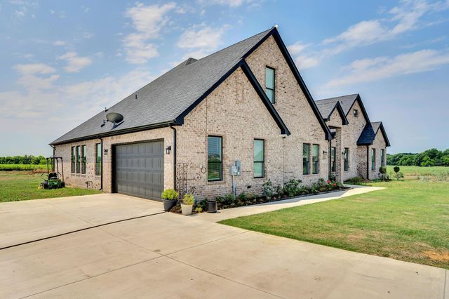 7299 Tom Trail, Krum, TX 76249