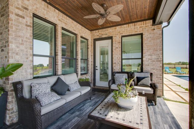 7299 Tom Trail, Krum, TX 76249