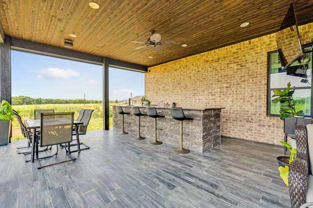 7299 Tom Trail, Krum, TX 76249