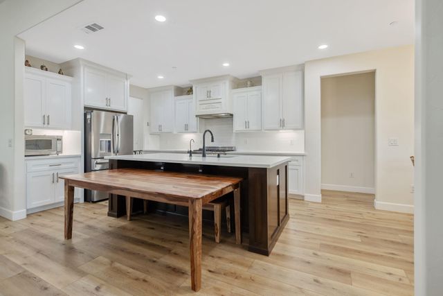 17044 Coyote Drive, Springville, CA 93265