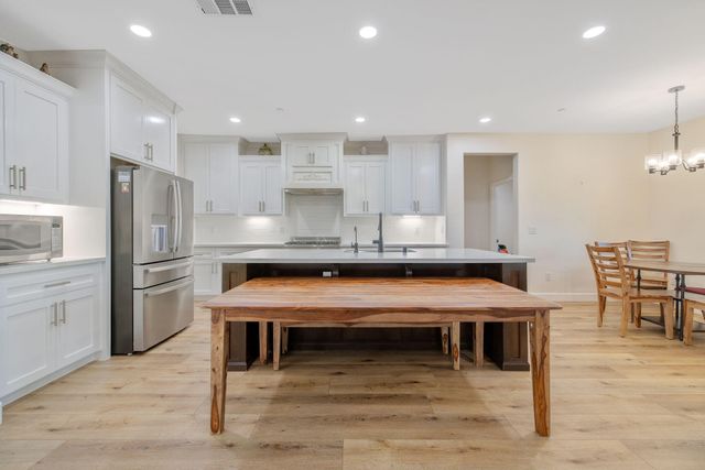 17044 Coyote Drive, Springville, CA 93265