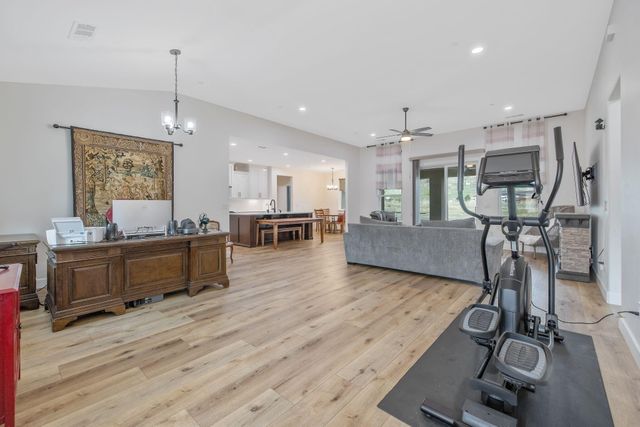 17044 Coyote Drive, Springville, CA 93265