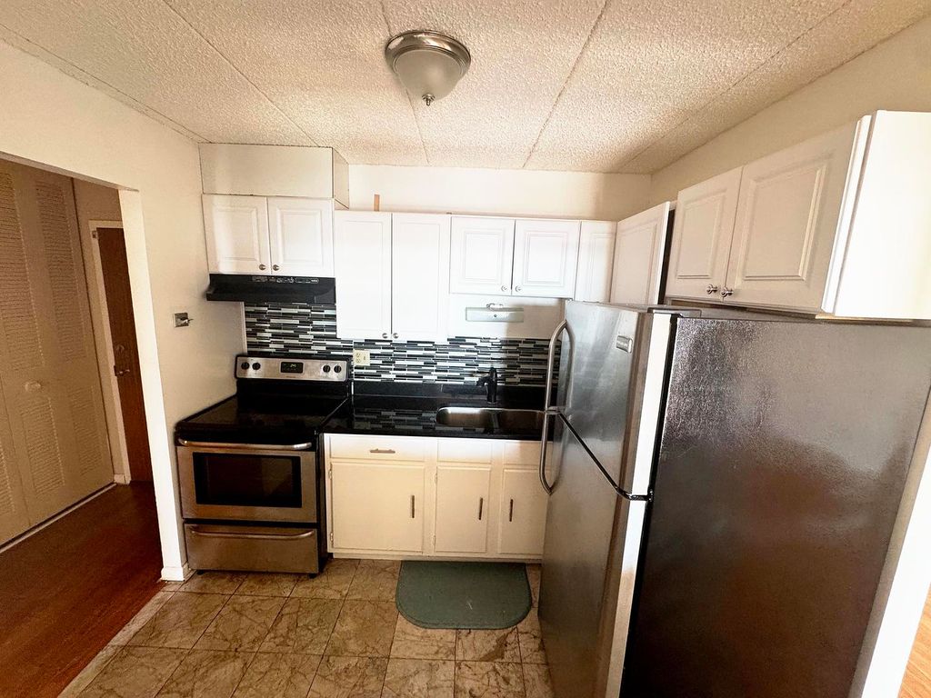 9098 W Terrace Drive 4-K, Niles, IL 60714 — photo 5