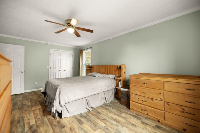 3033 Clear Springs Drive, London, KY 40744