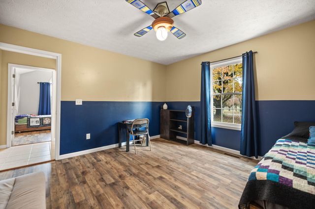 3033 Clear Springs Drive, London, KY 40744