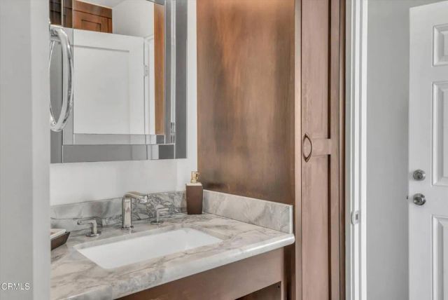 273 E Surfside Drive, Port Hueneme, CA 93041