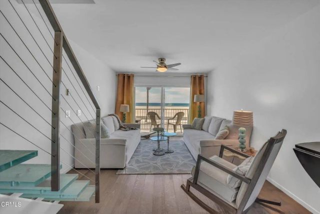 273 E Surfside Drive, Port Hueneme, CA 93041