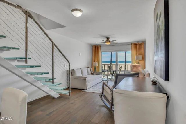 273 E Surfside Drive, Port Hueneme, CA 93041