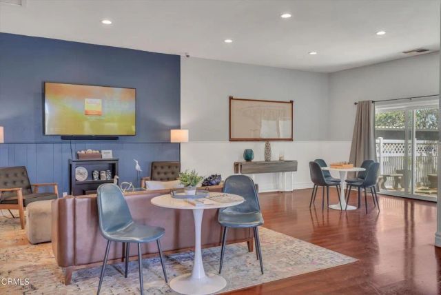 273 E Surfside Drive, Port Hueneme, CA 93041