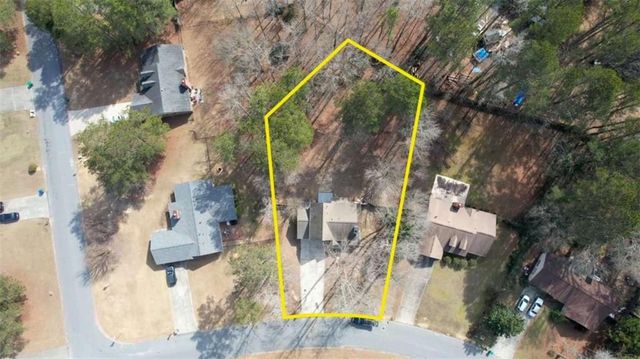1067 Brookview Lane, Hampton, GA 30228