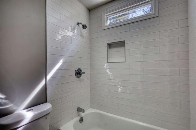 1067 Brookview Lane, Hampton, GA 30228