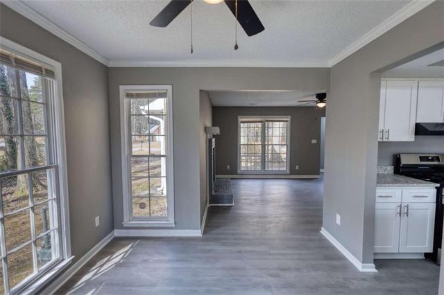 1067 Brookview Lane, Hampton, GA 30228