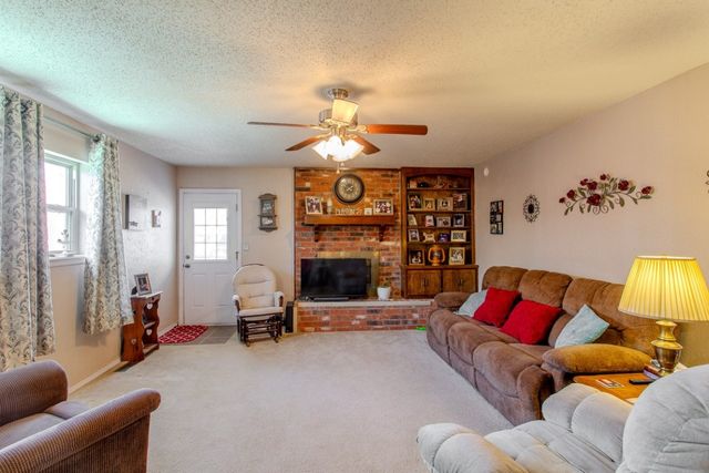 5618 Cedar Ridge Drive, Enid, OK 73703