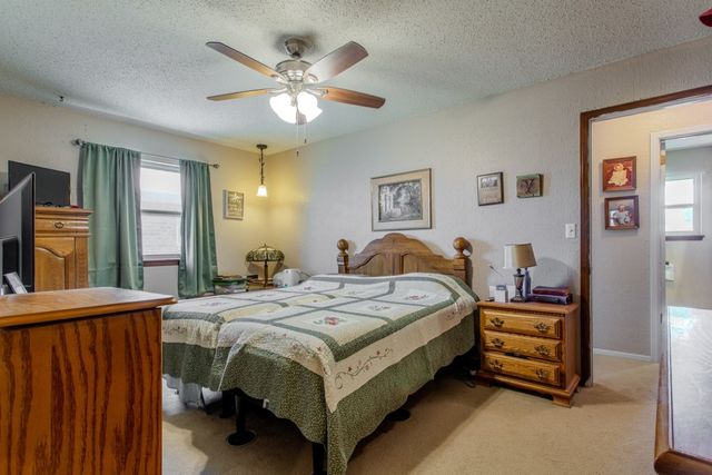 5618 Cedar Ridge Drive, Enid, OK 73703