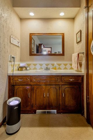 5618 Cedar Ridge Drive, Enid, OK 73703
