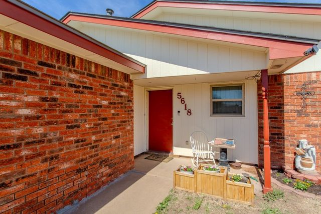 5618 Cedar Ridge Drive, Enid, OK 73703