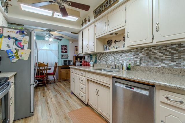 5618 Cedar Ridge Drive, Enid, OK 73703
