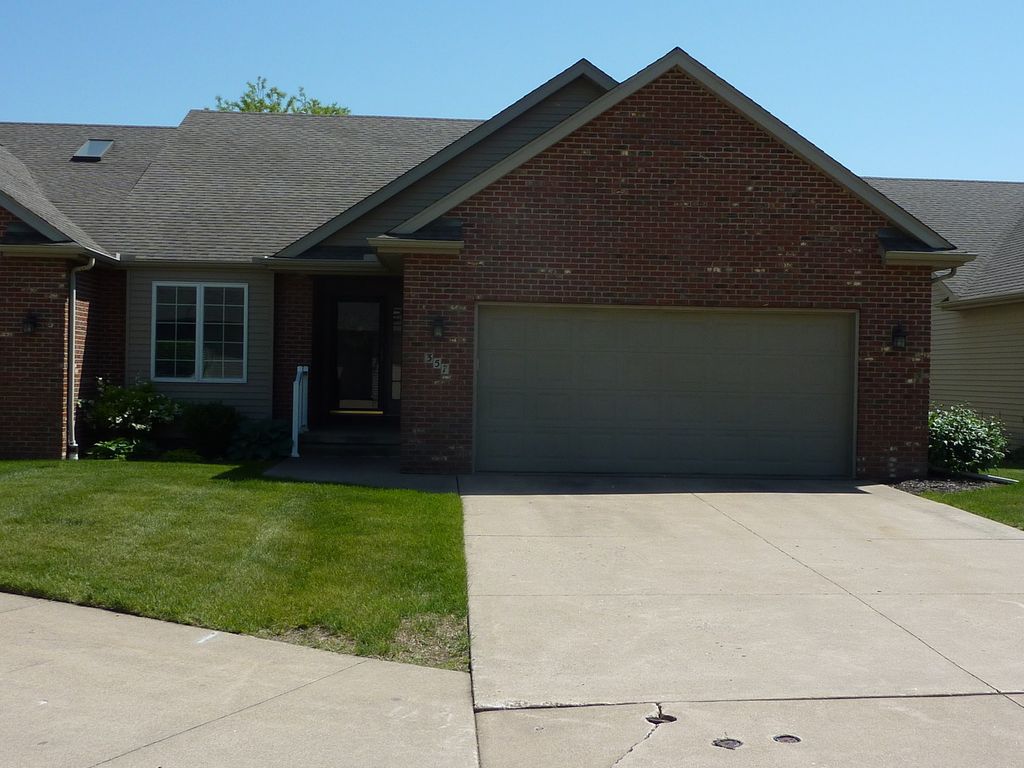 357 Country Club Court 0, Eldridge, IA 52748