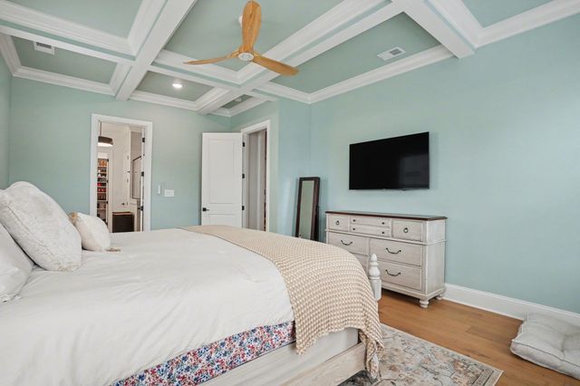 2075 Summer Rose Ln., Myrtle Beach, SC 29579