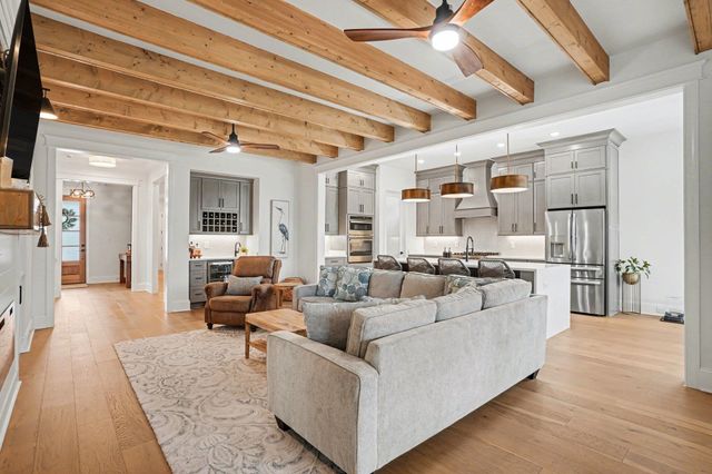 2075 Summer Rose Ln., Myrtle Beach, SC 29579