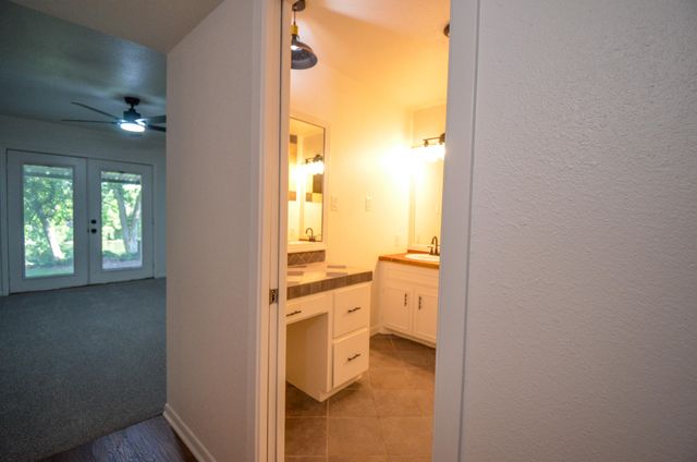 4221 Riverbend Drive, San Angelo, TX 76903