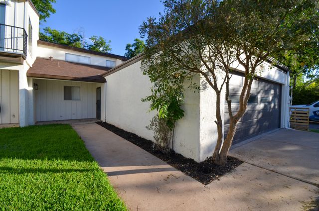 4221 Riverbend Drive, San Angelo, TX 76903