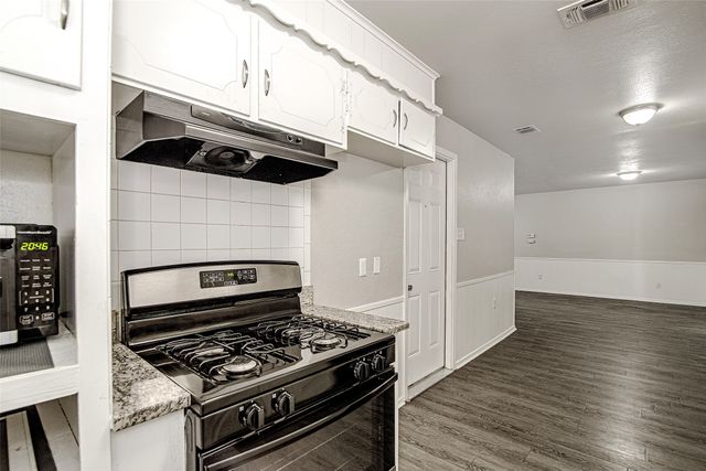 509 Branch Circle W, White Settlement, TX 76108