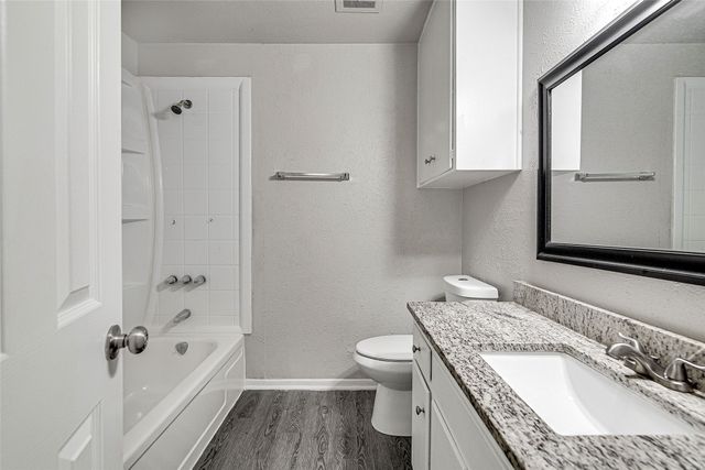 509 Branch Circle W, White Settlement, TX 76108