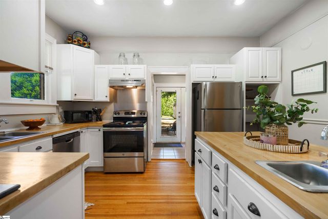 123 W Main Street, Duncan, SC 29334