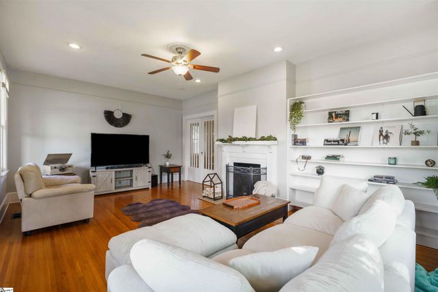 123 W Main Street, Duncan, SC 29334