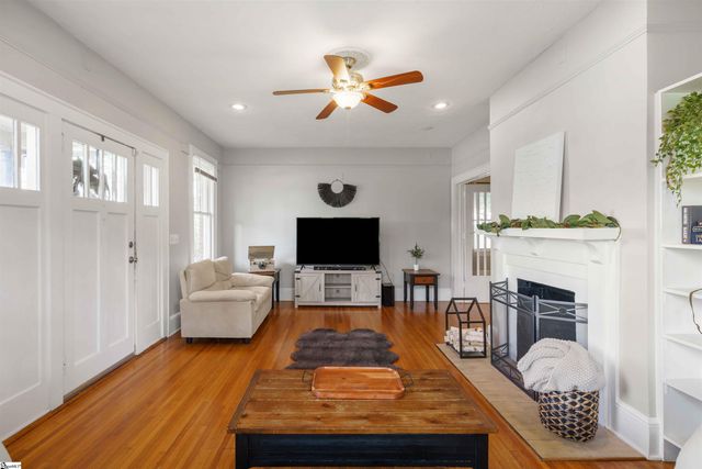 123 W Main Street, Duncan, SC 29334