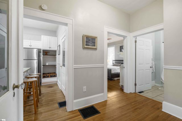 123 W Main Street, Duncan, SC 29334
