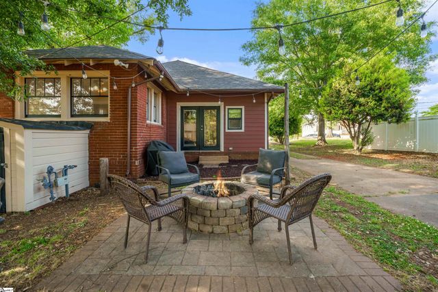 123 W Main Street, Duncan, SC 29334
