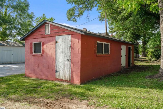 123 W Main Street, Duncan, SC 29334