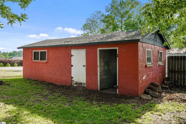 123 W Main Street, Duncan, SC 29334