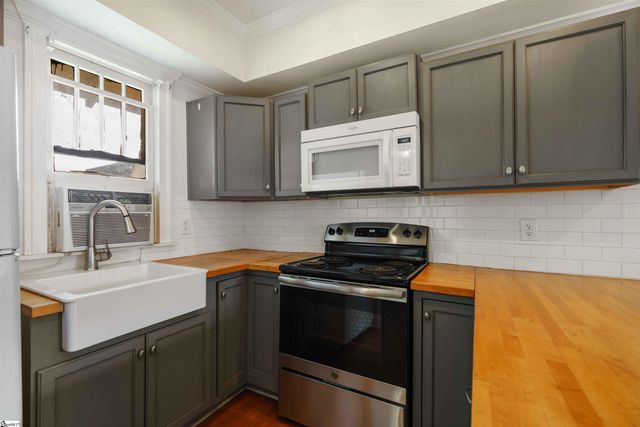 123 W Main Street, Duncan, SC 29334