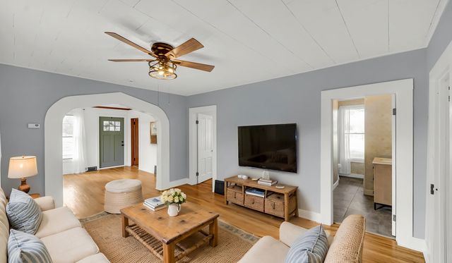 11341 N 900 W, Demotte, IN 46310