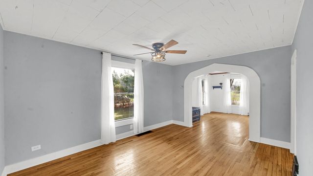 11341 N 900 W, Demotte, IN 46310