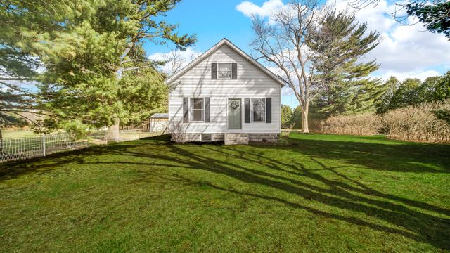 11341 N 900 W, Demotte, IN 46310