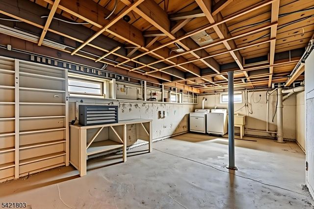 306 Huff Ave, Manville Boro, NJ 08835