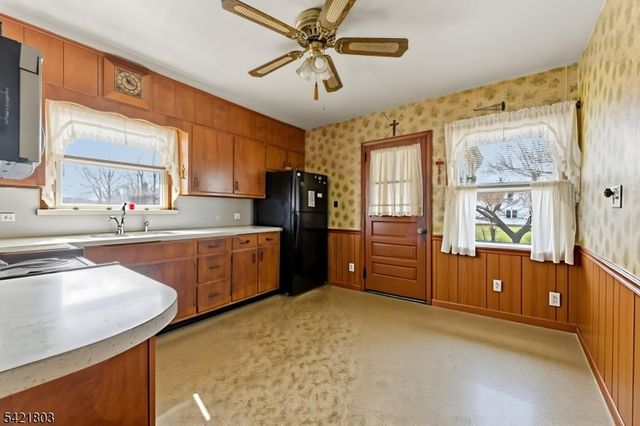 306 Huff Ave, Manville Boro, NJ 08835