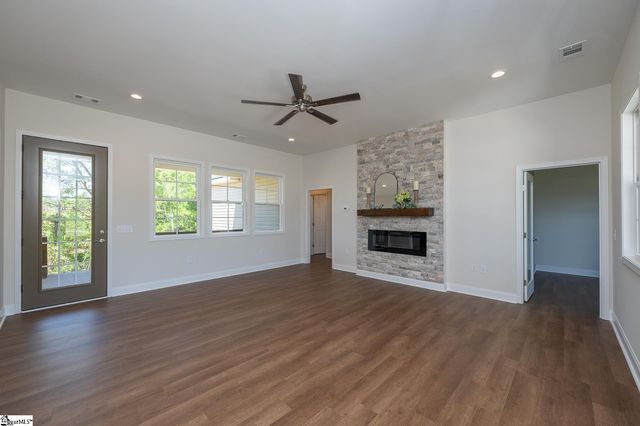 711 Hidden Falls Drive, West Union, SC 29696